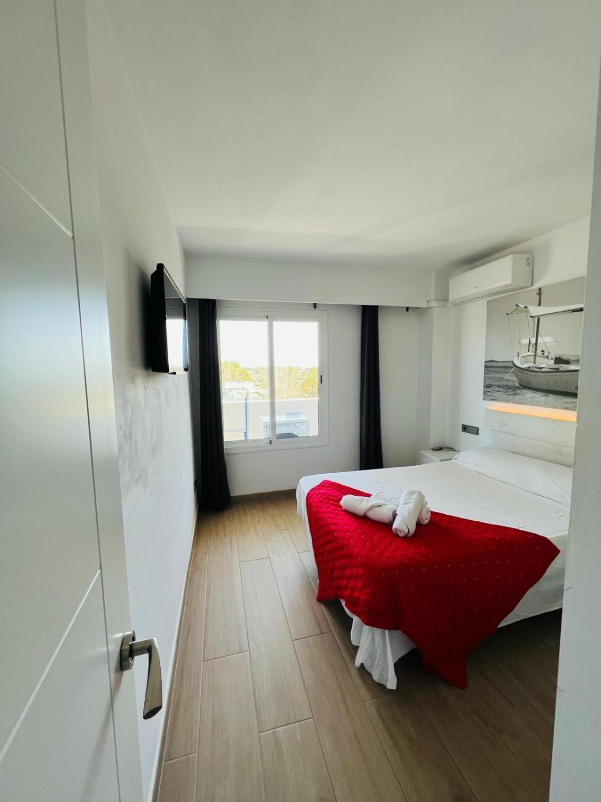 Bright Apartment In Puerto Alcudia Port de Alcudia  Esterno foto