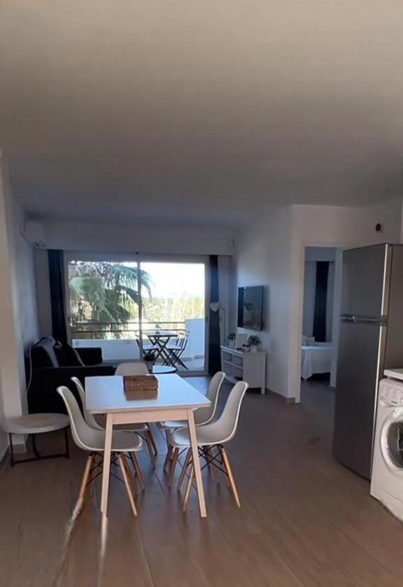 Bright Apartment In Puerto Alcudia Port de Alcudia  Esterno foto