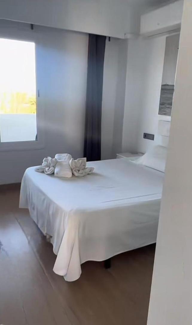 Bright Apartment In Puerto Alcudia Port de Alcudia  Esterno foto